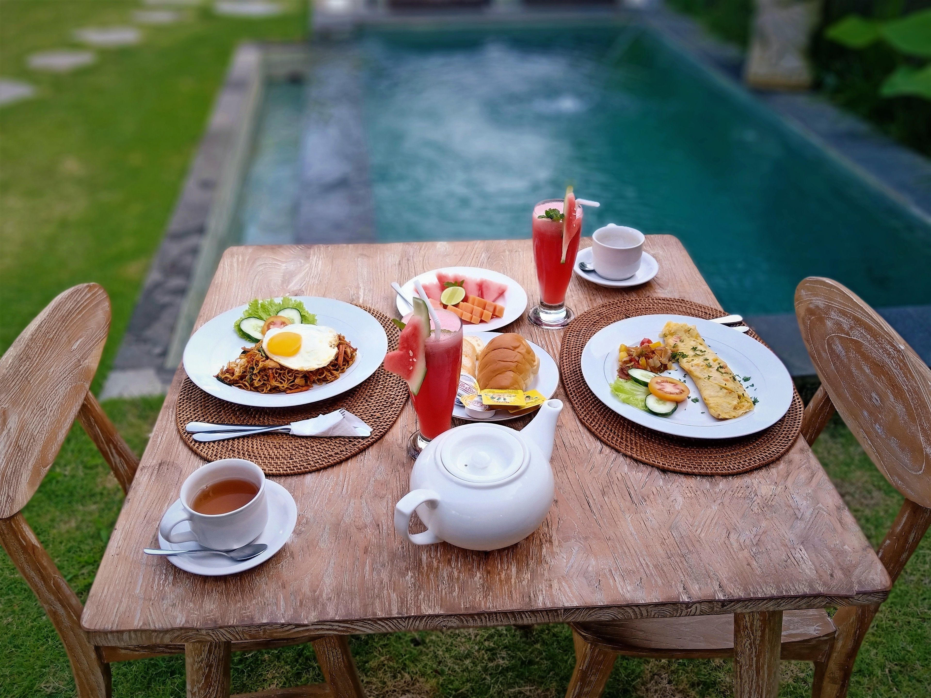 Three Gold Luxury Private Villa