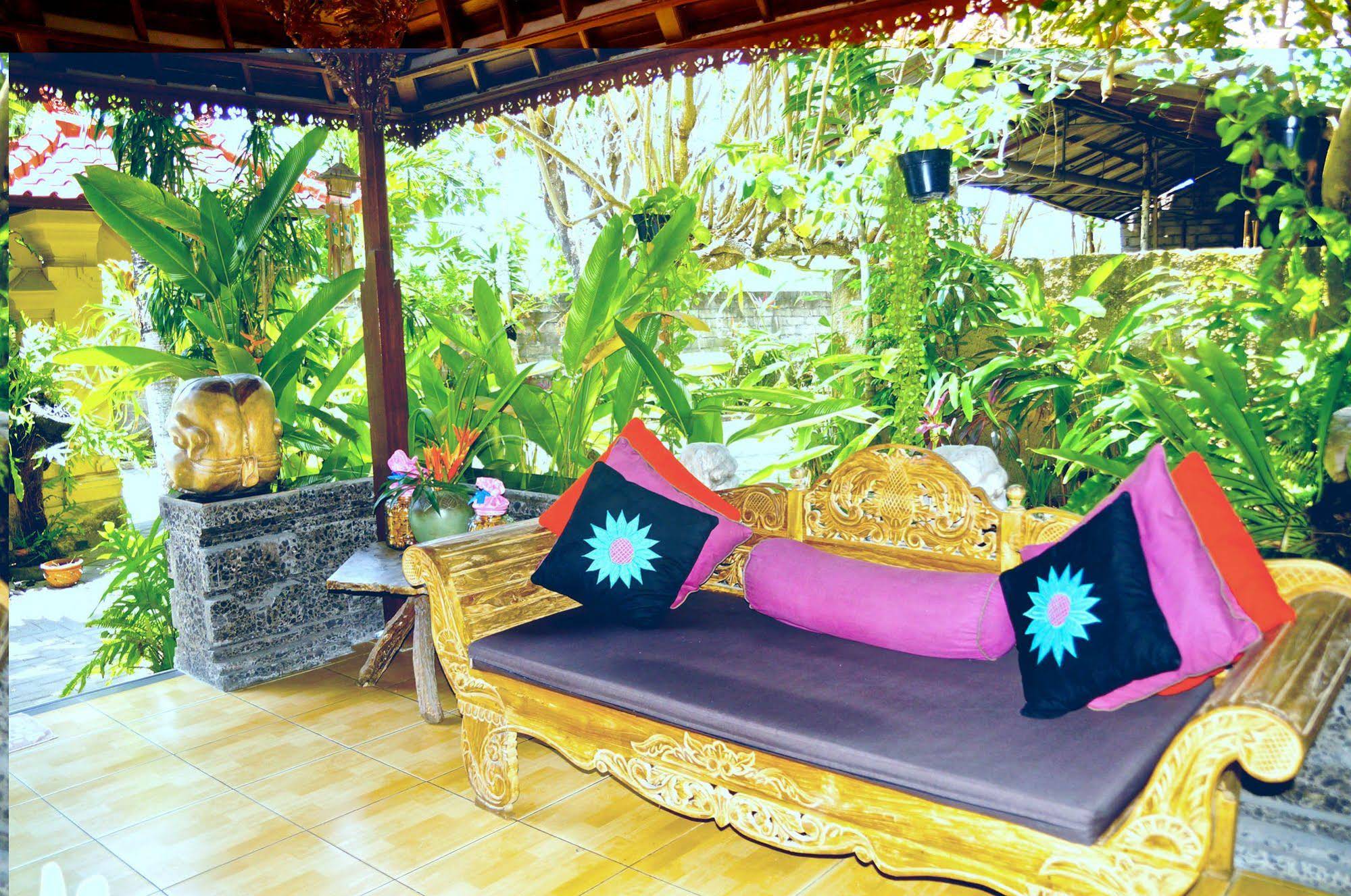 Aahh Bali Bed & Breakfast Jimbaran