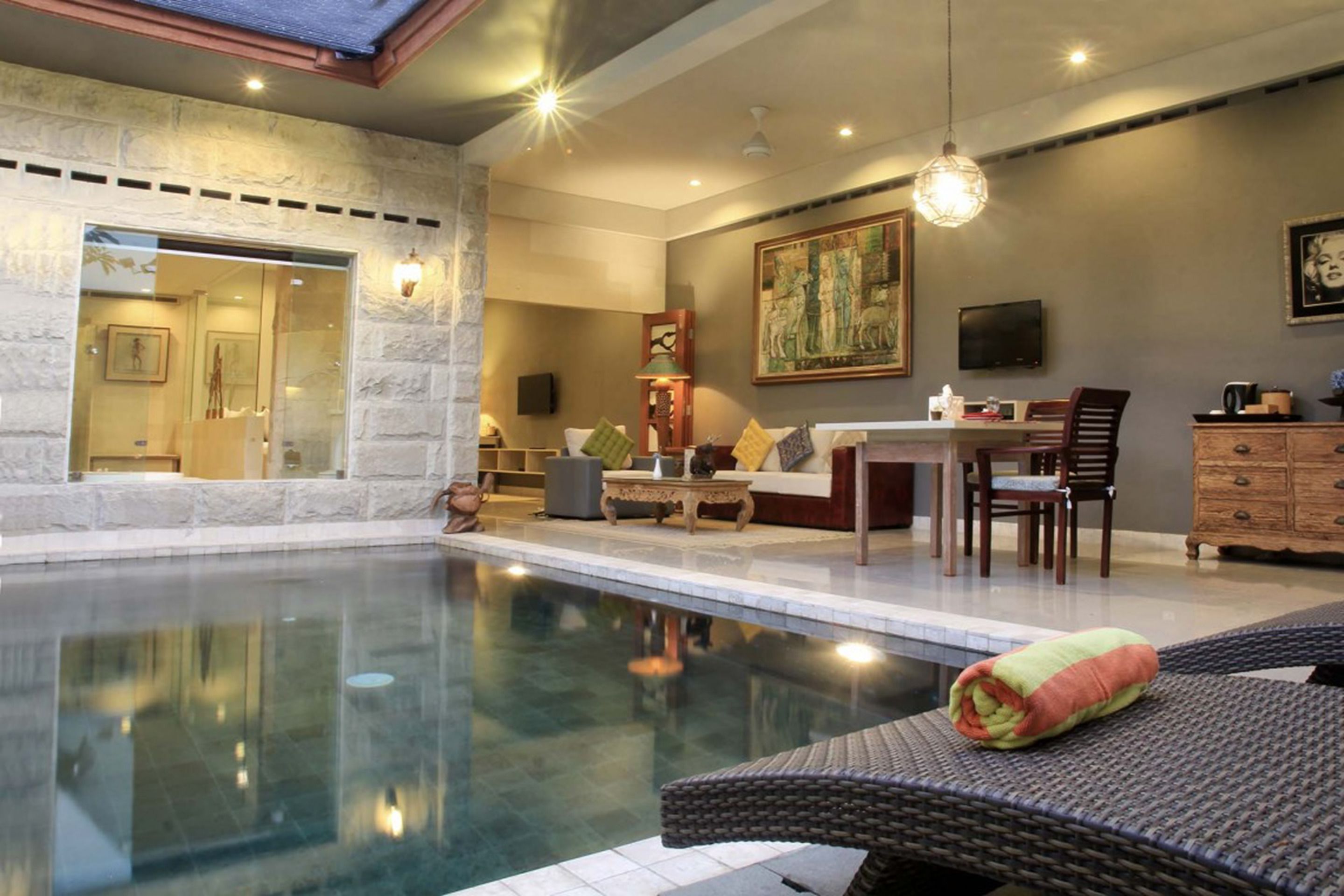 Alindra Villa
