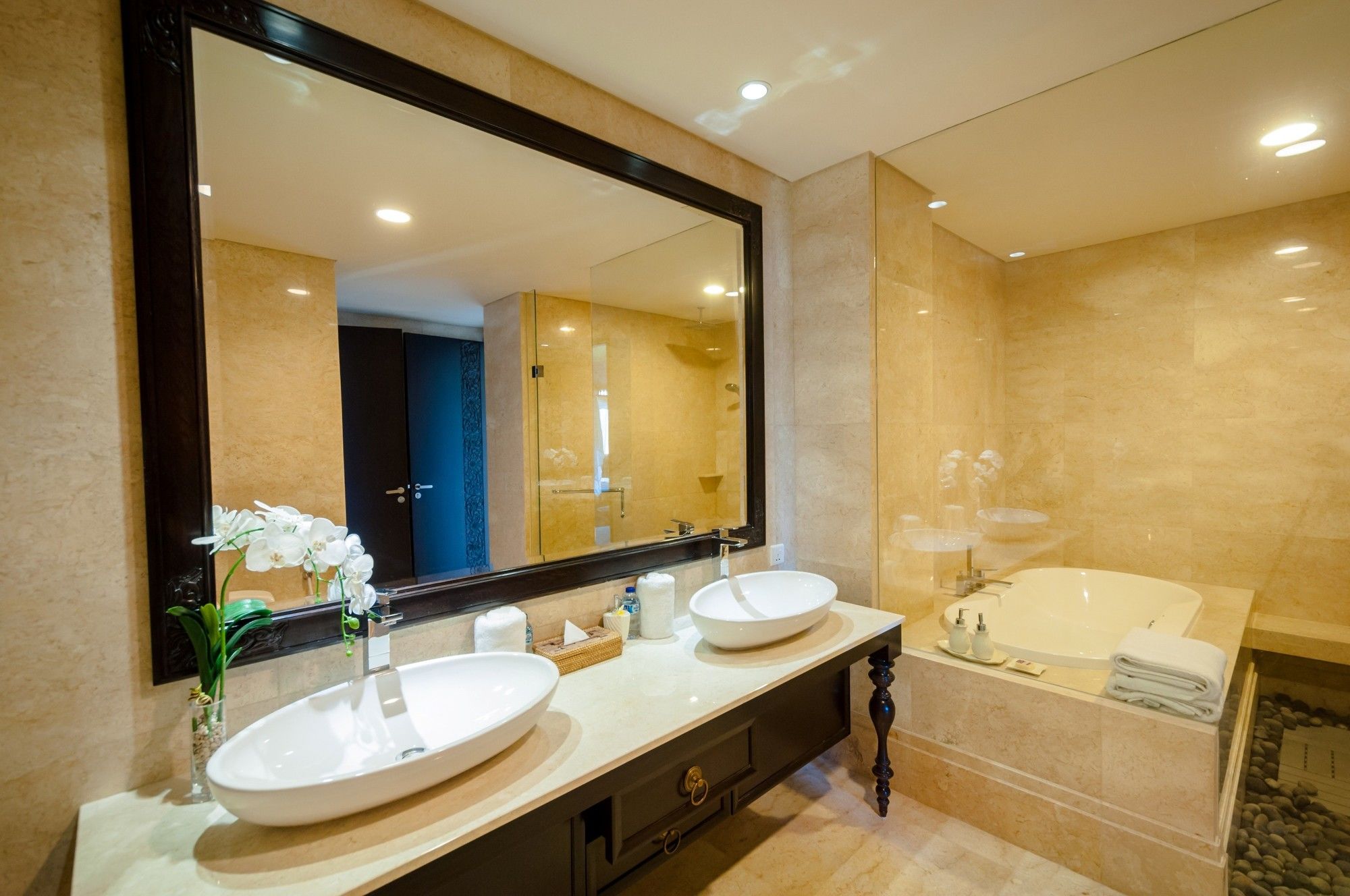 AYANA Residences