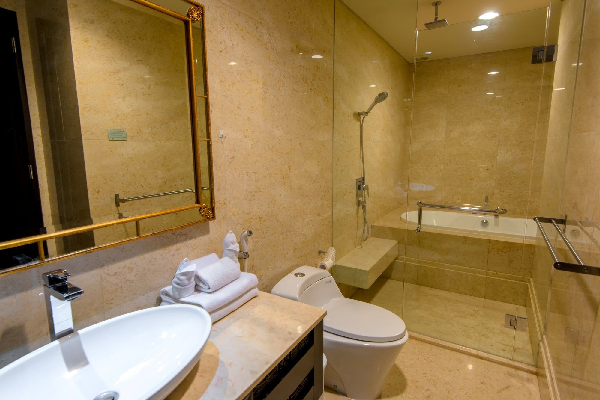 AYANA Residences