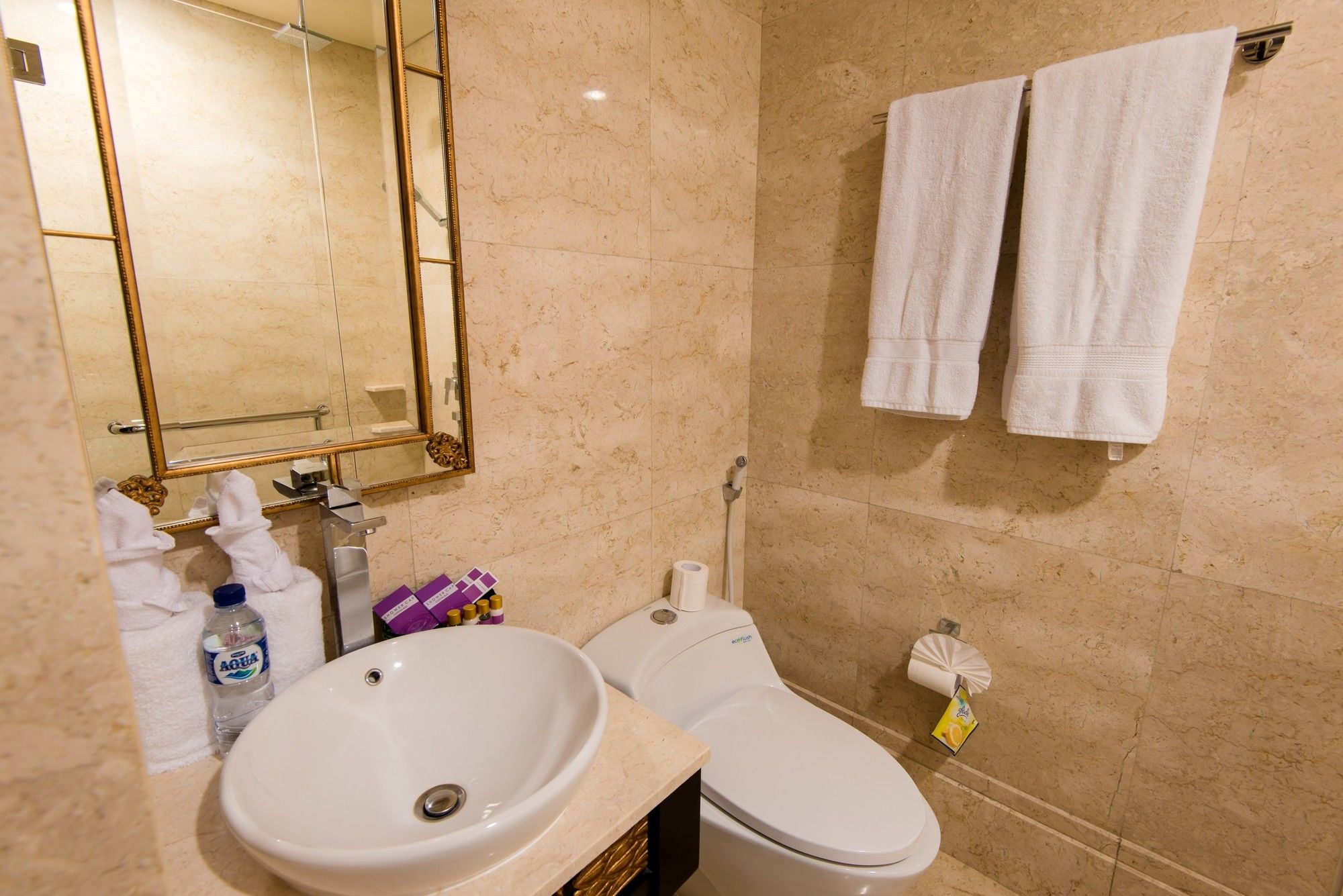 AYANA Residences