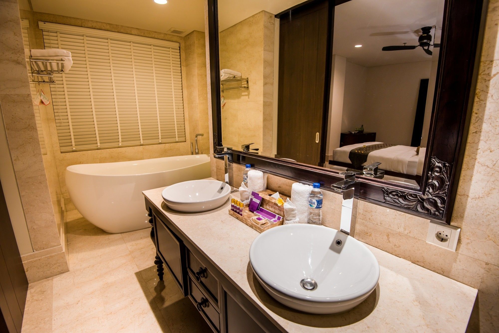 AYANA Residences
