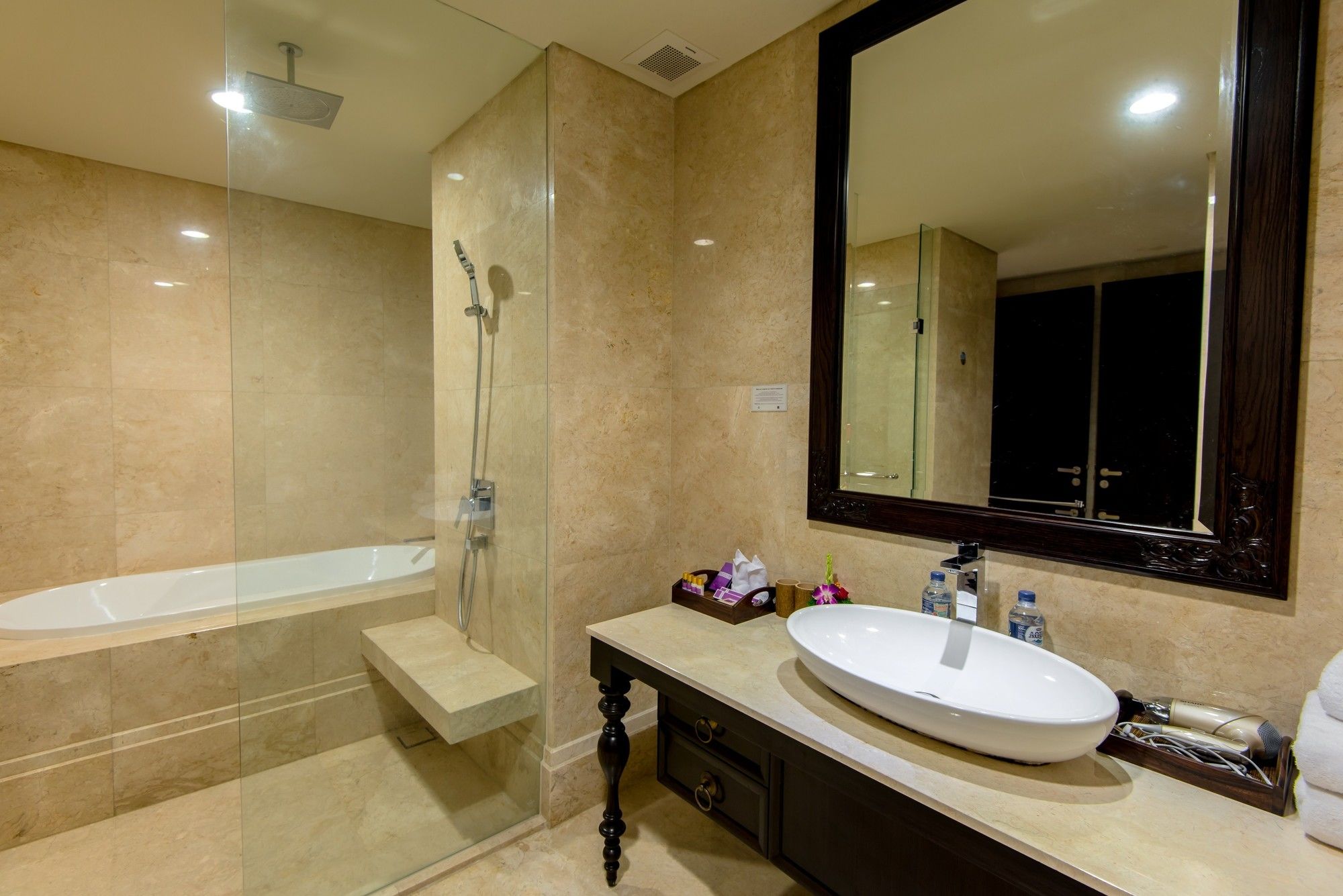 AYANA Residences
