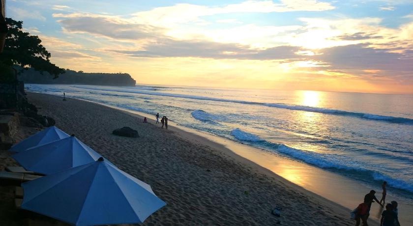 Balangan Paradise Hostel and Restaurant