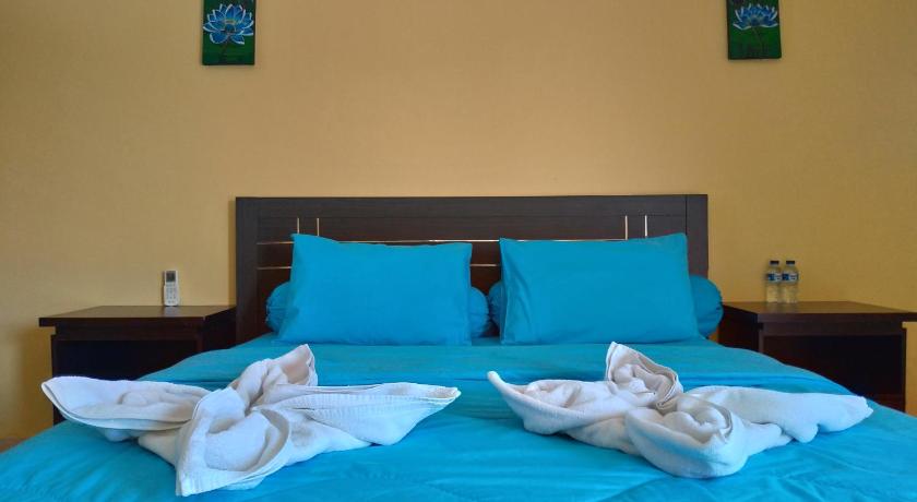 Balangan Paradise Hostel and Restaurant