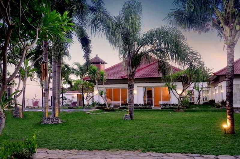 Bali Breezz Hotel