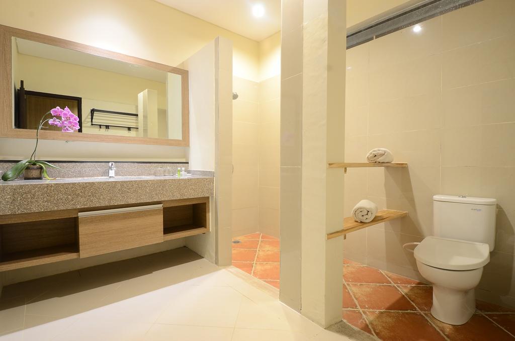 Bali Breezz Hotel