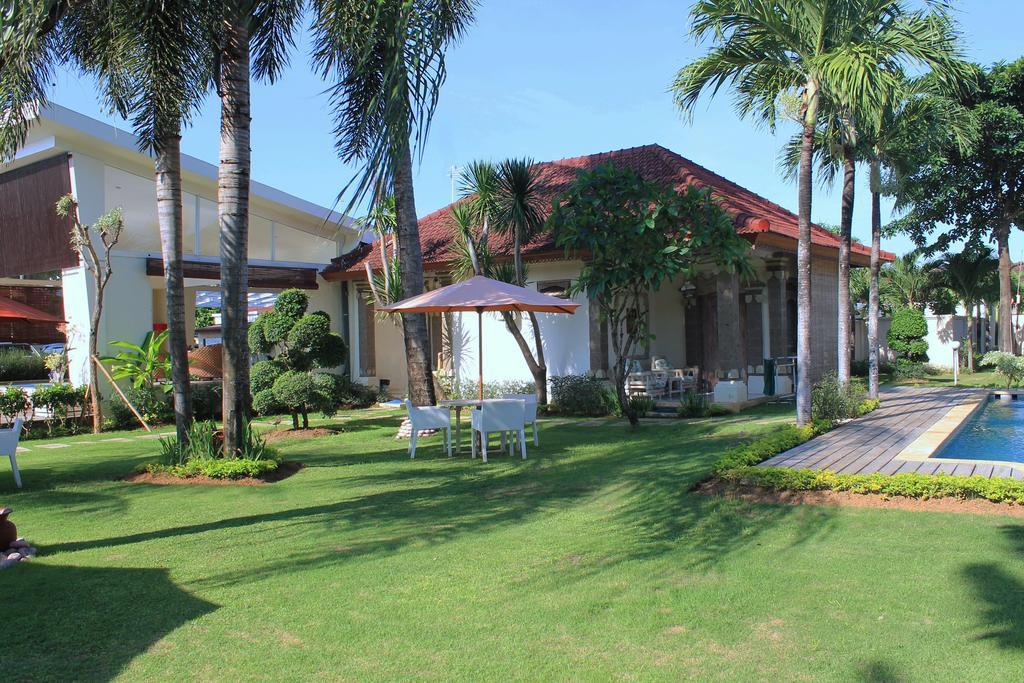 Bali Breezz Hotel