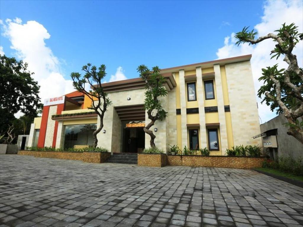 Bali Mega Hotel
