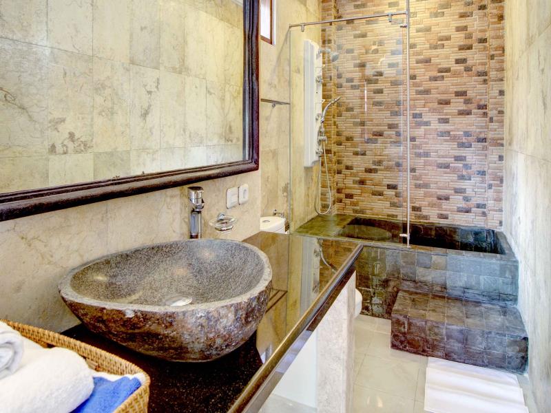 Hastinapura Residence