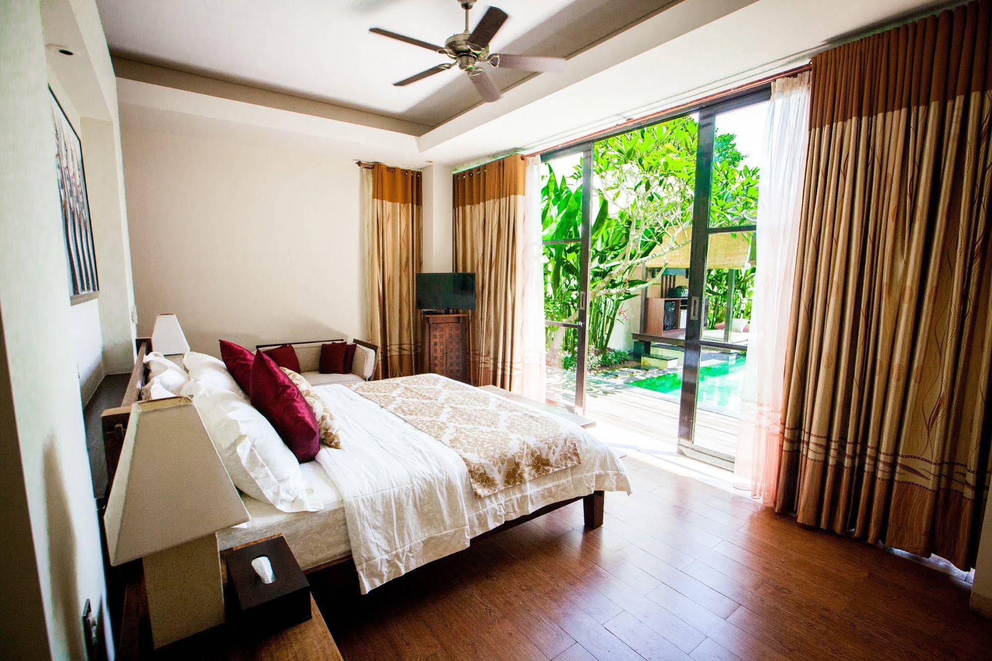 Jimbaran Beach Fullmoon Villa