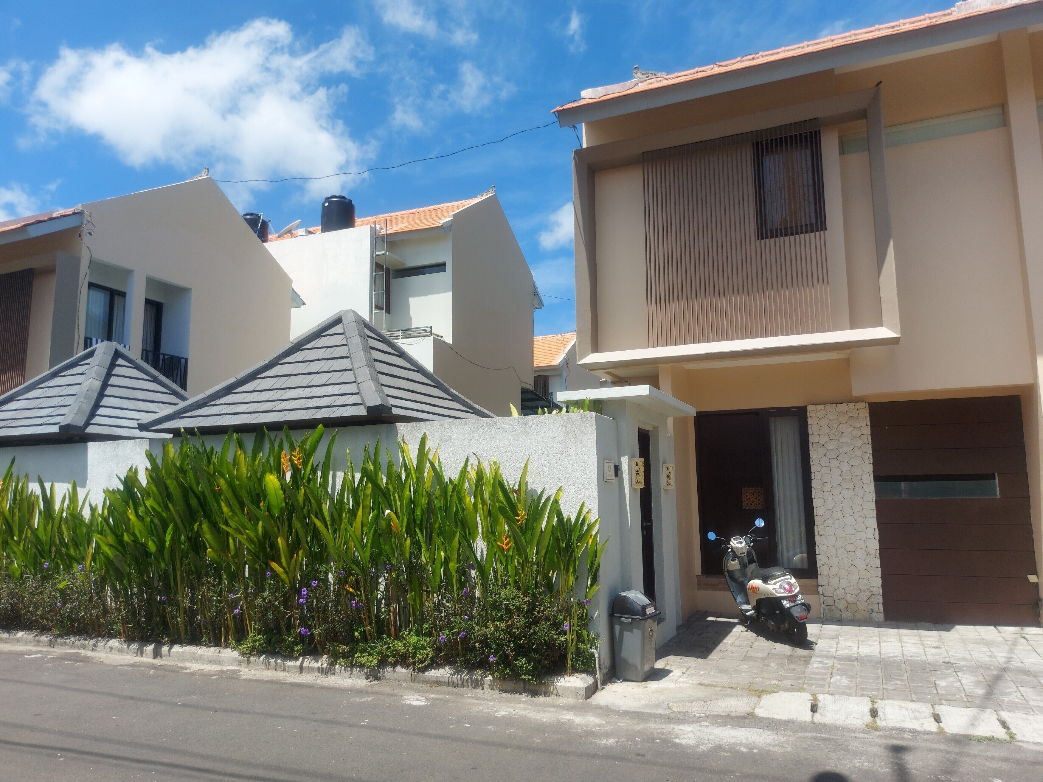 Little Nuts Villa