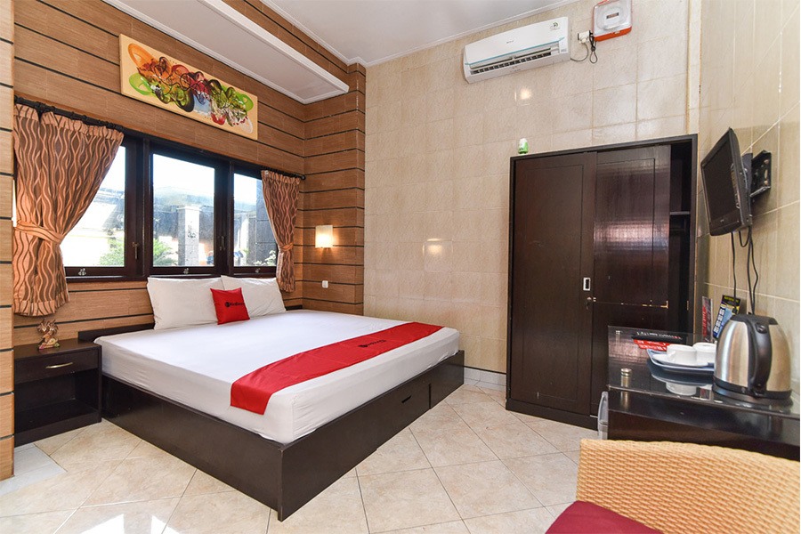 Lowcost Bed & Breakfast by Reddoorz