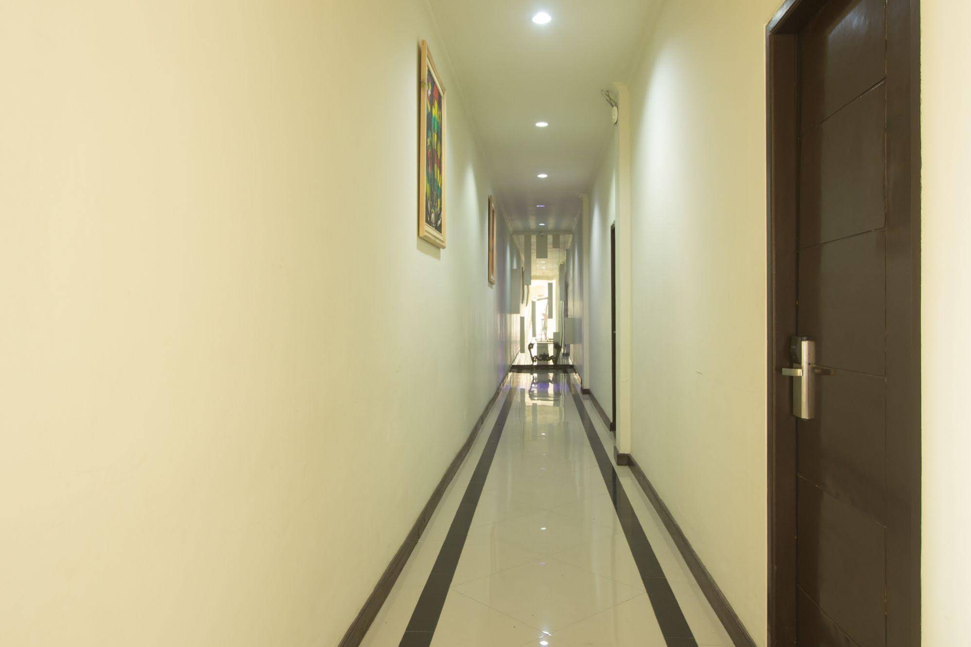 Maxi Hotel Kedonganan