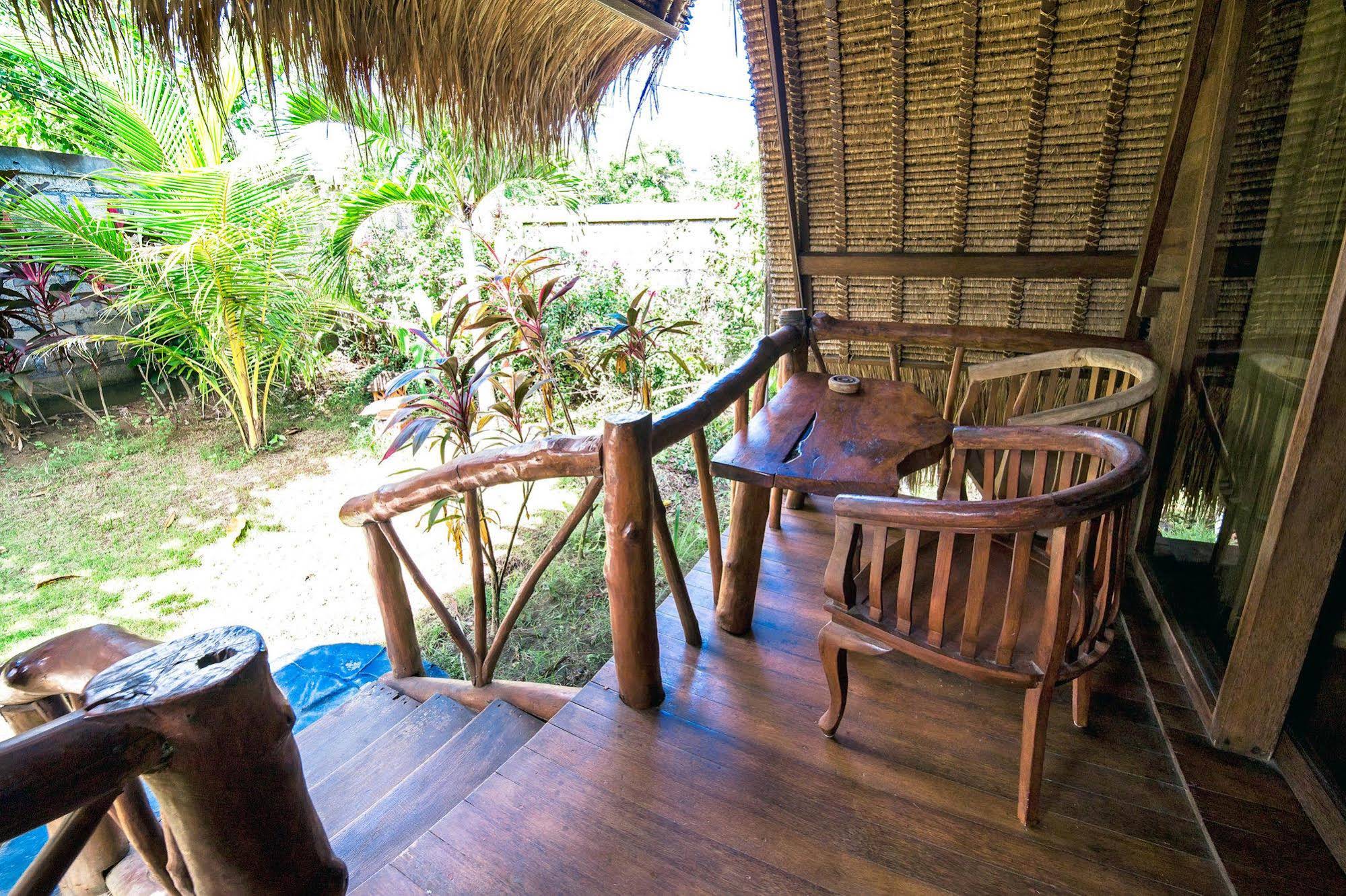 Merta Sari Balangan Bungalows