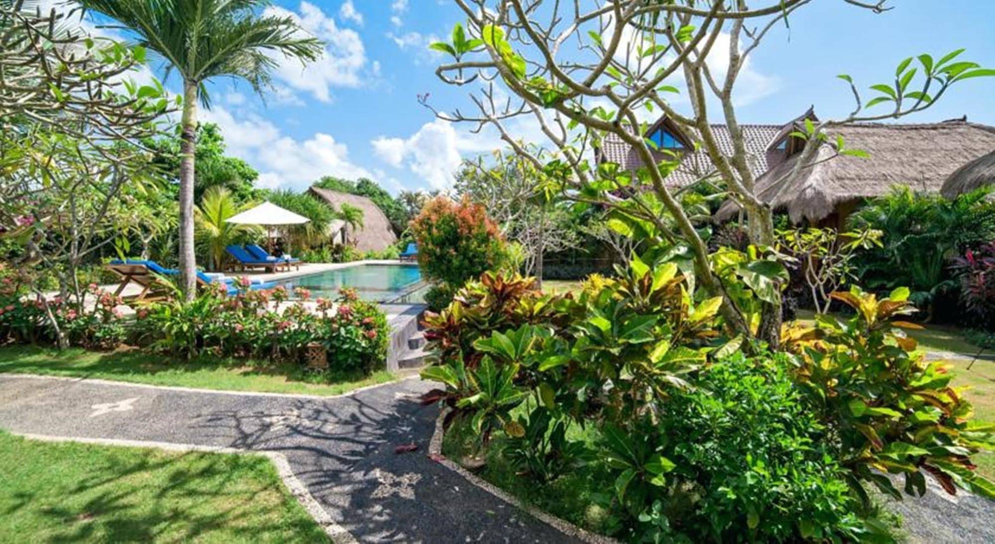 Merta Sari Balangan Bungalows