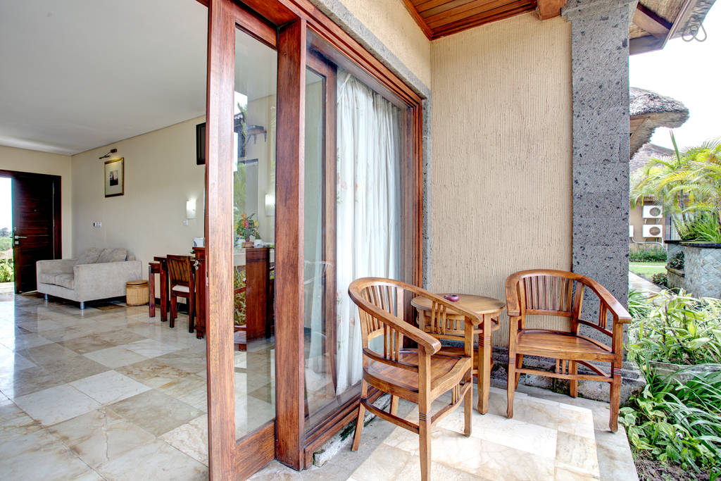 Nirmala Hotel & Bungalow Jimbaran