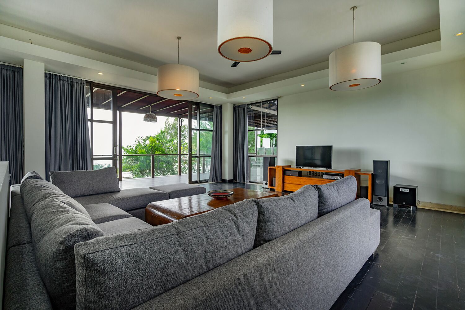 Olivia Estate