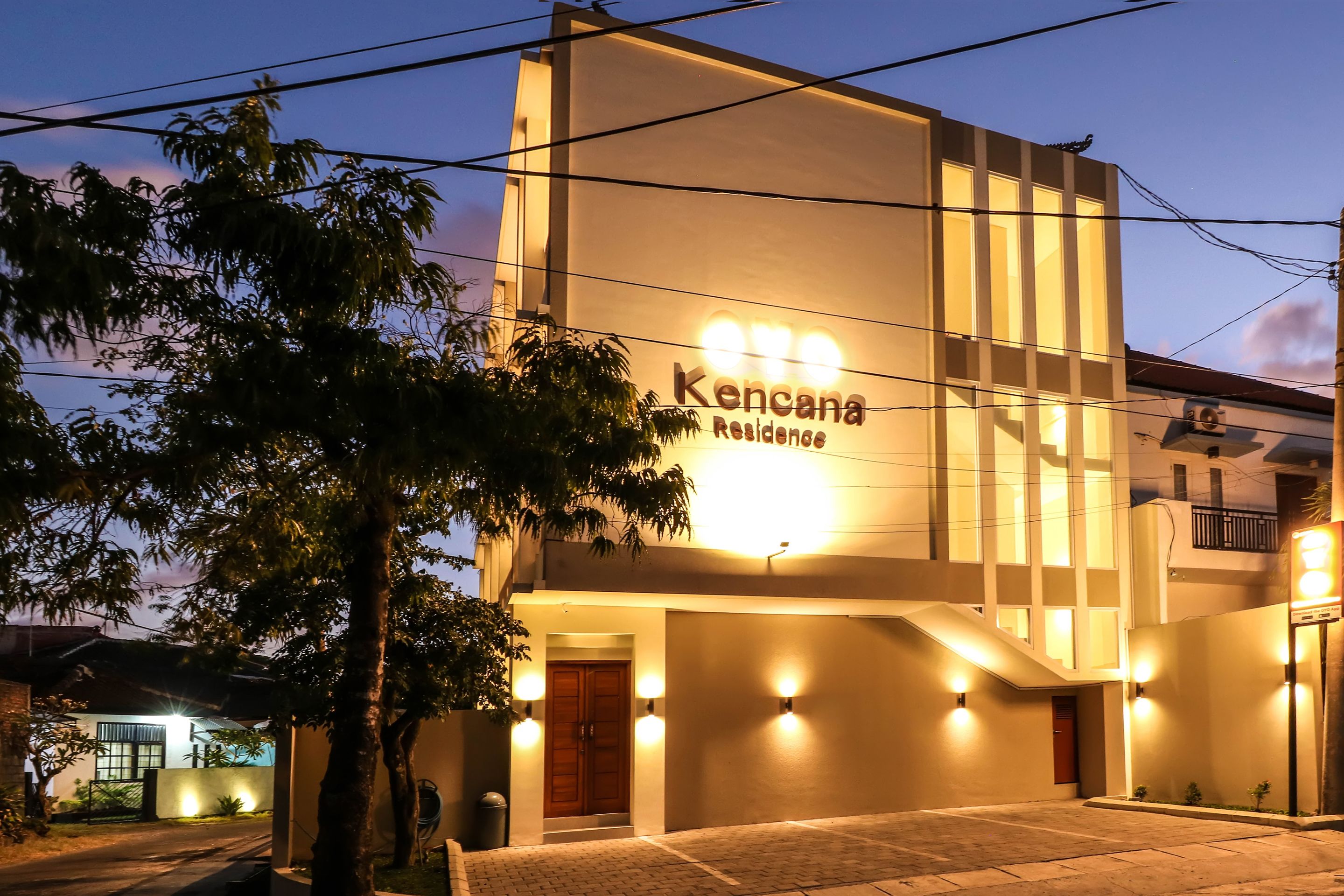 OYO 1200 Kencana Residence