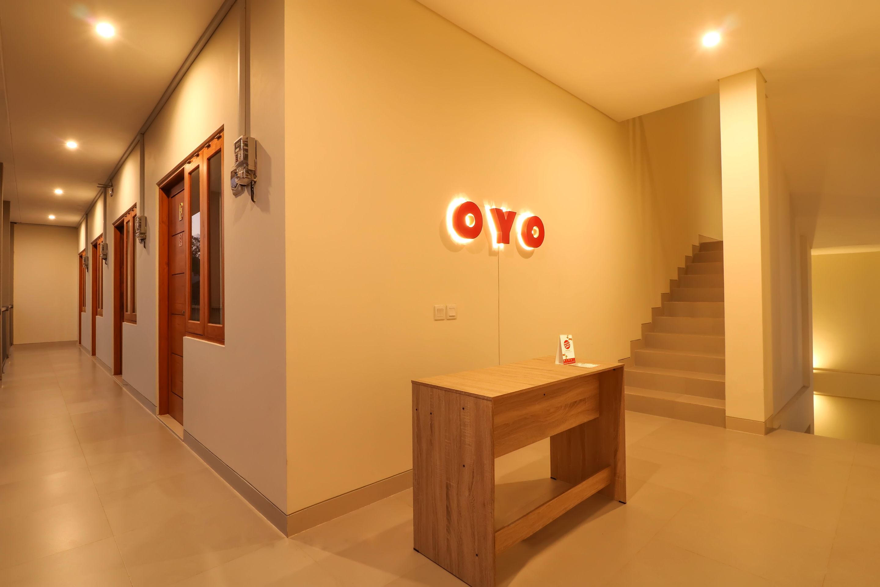 OYO 1200 Kencana Residence