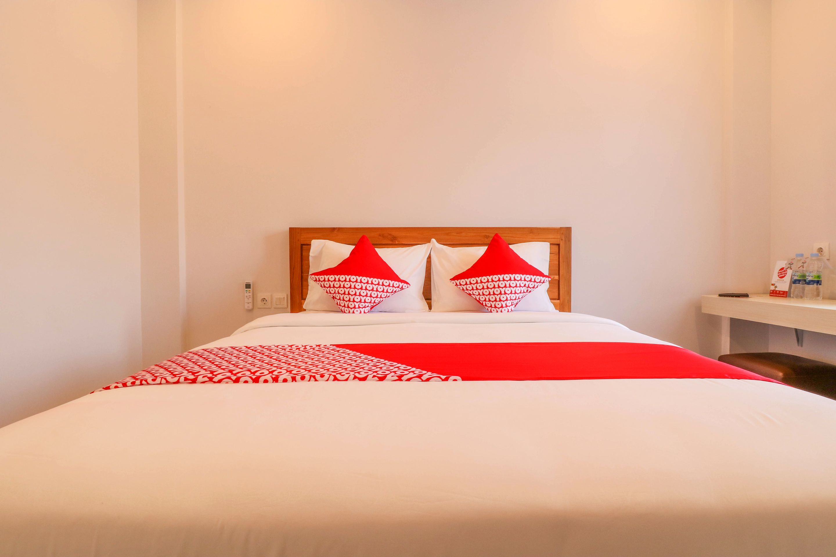 OYO 1200 Kencana Residence