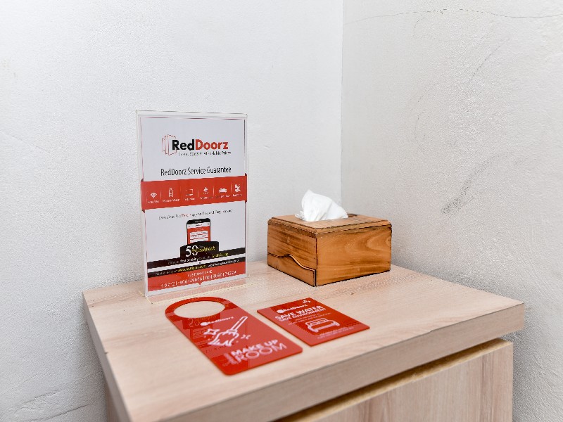 RedDoorz Near Udayana University Jimbaran