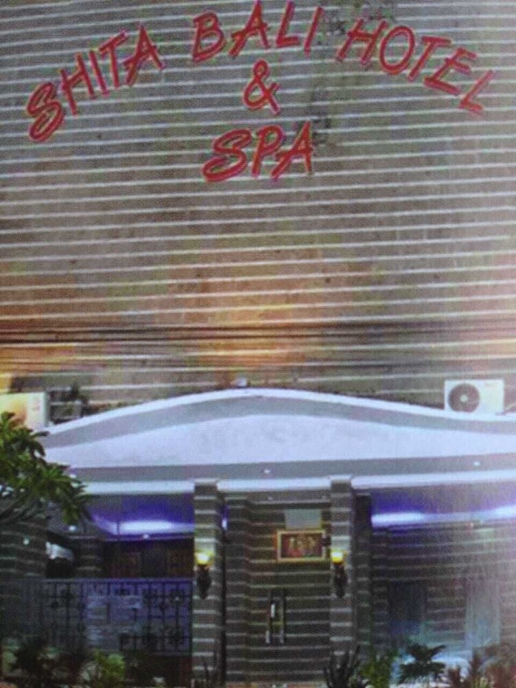 Capital O 2533 Shita Bali Hotel