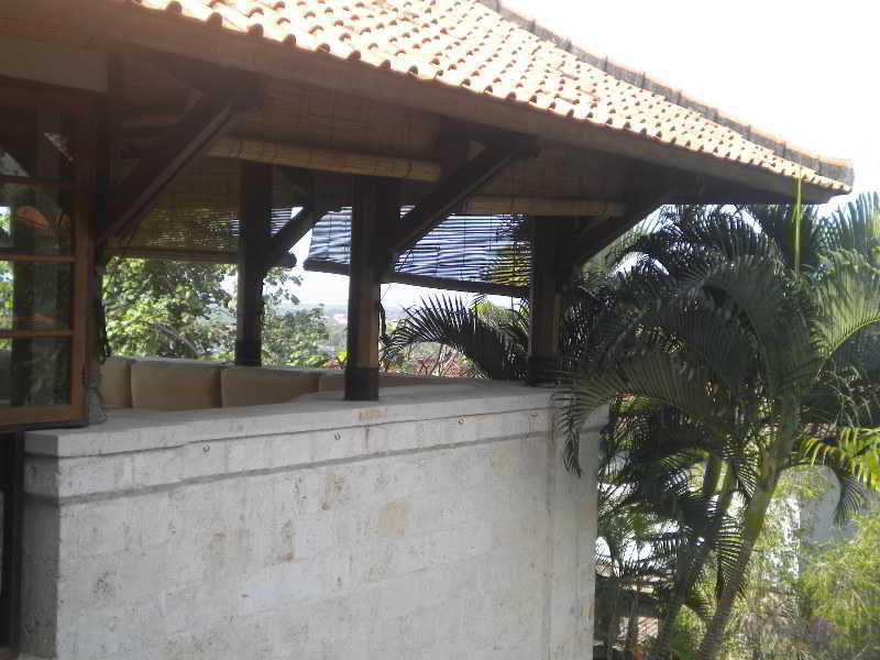 Taman Suci Villa