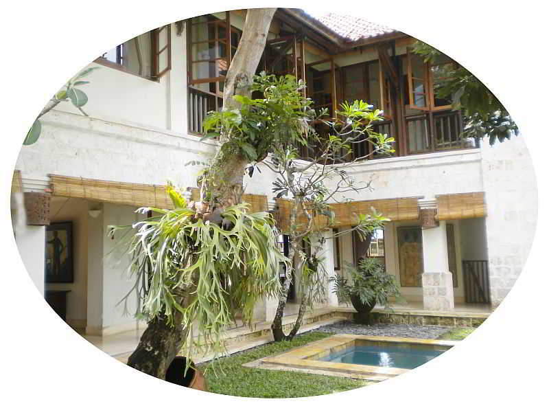 Taman Suci Villa