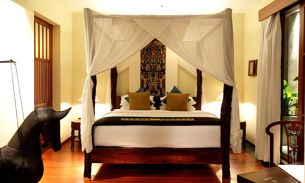 The Longhouse