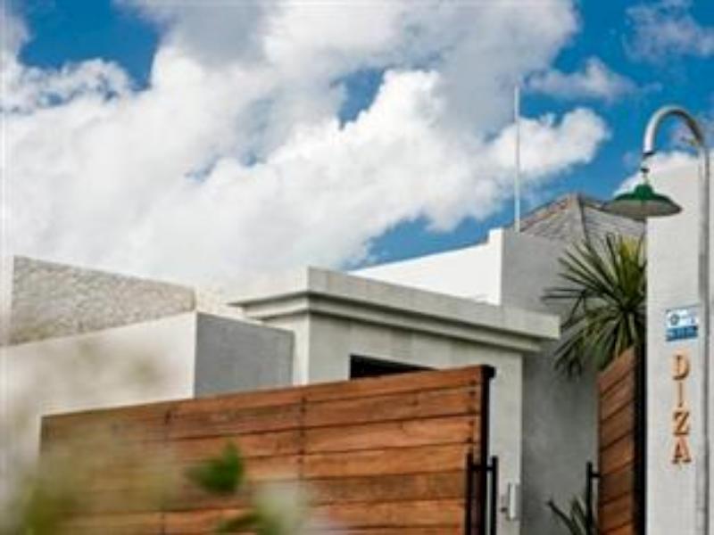Villa Diza