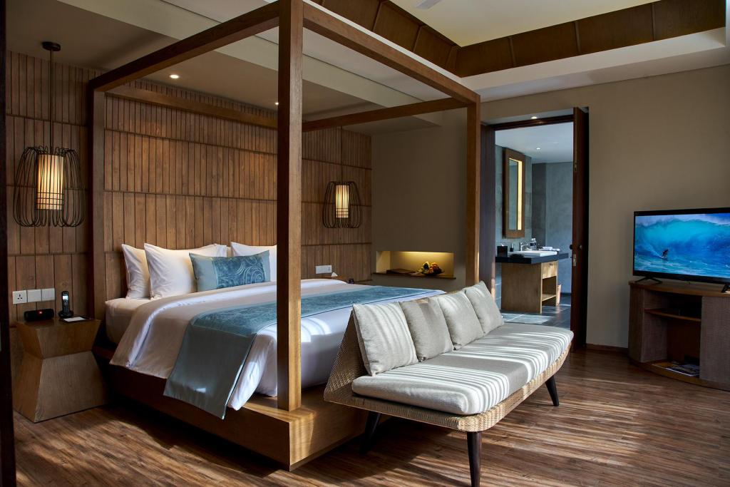 Cross Bali Breakers Resort