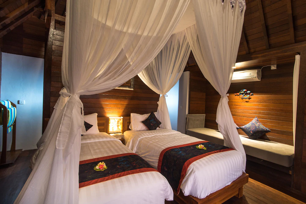 D'Byas Beach Club and Villa