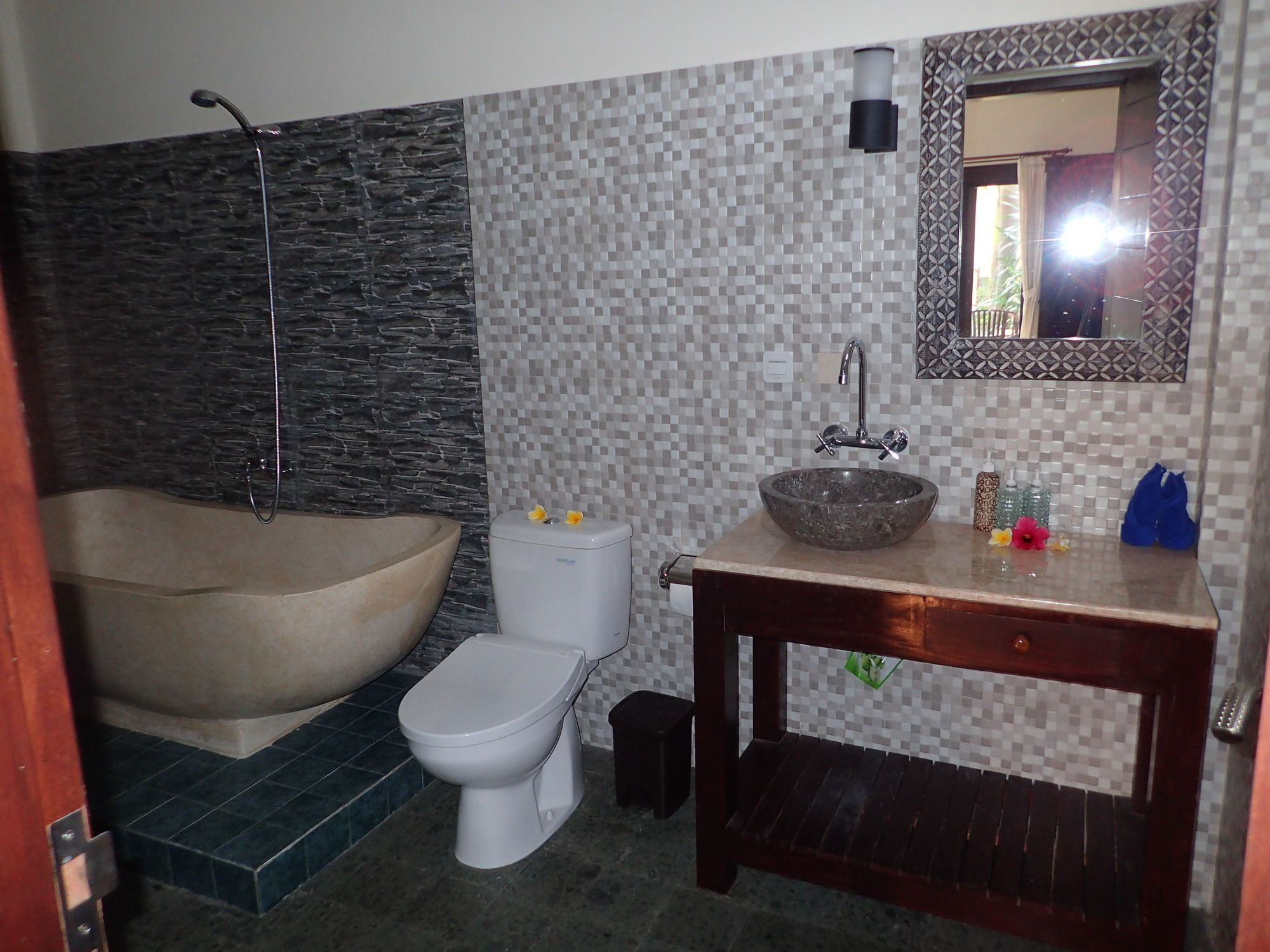 Alami Resort & Restaurant