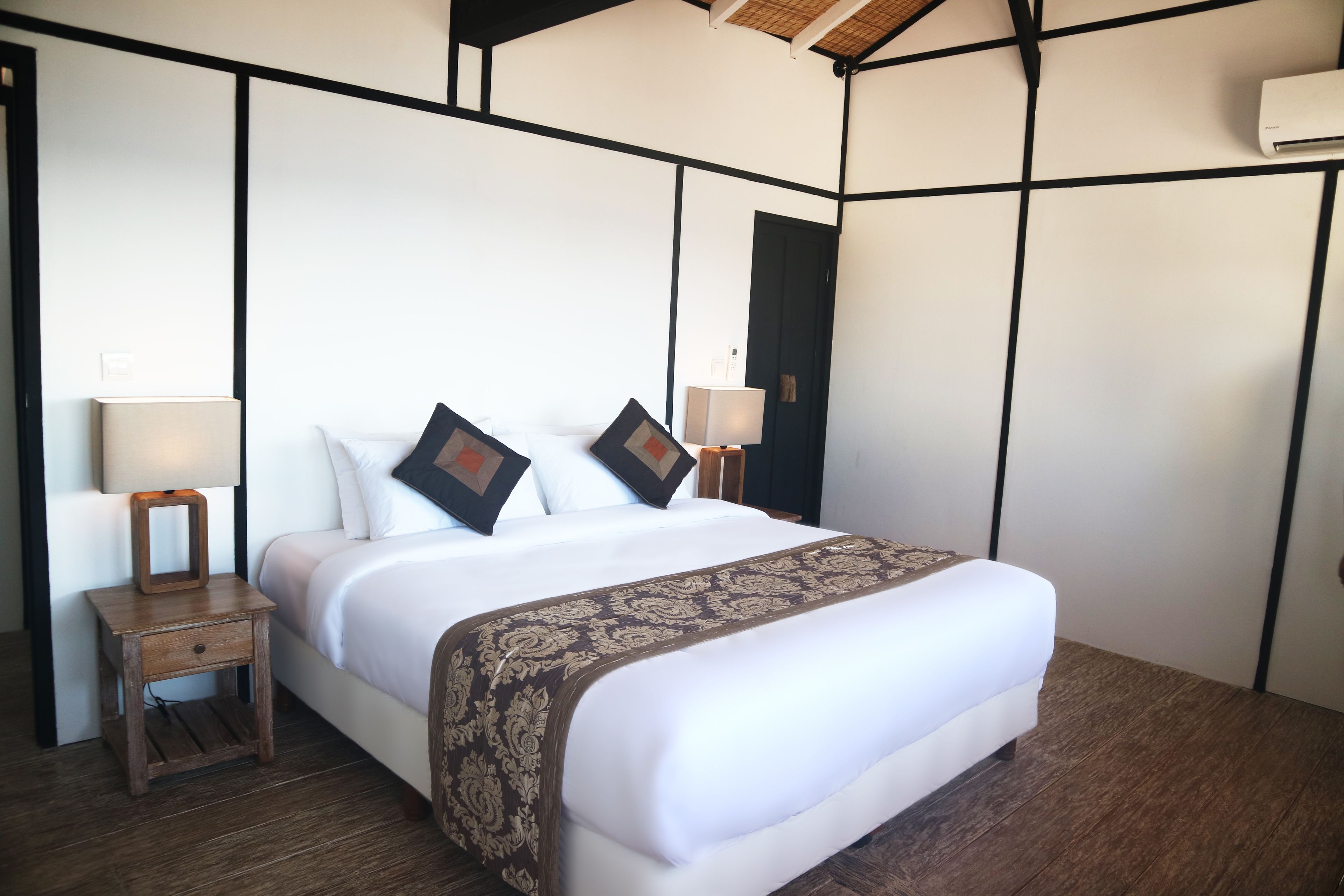 Amed Lodge