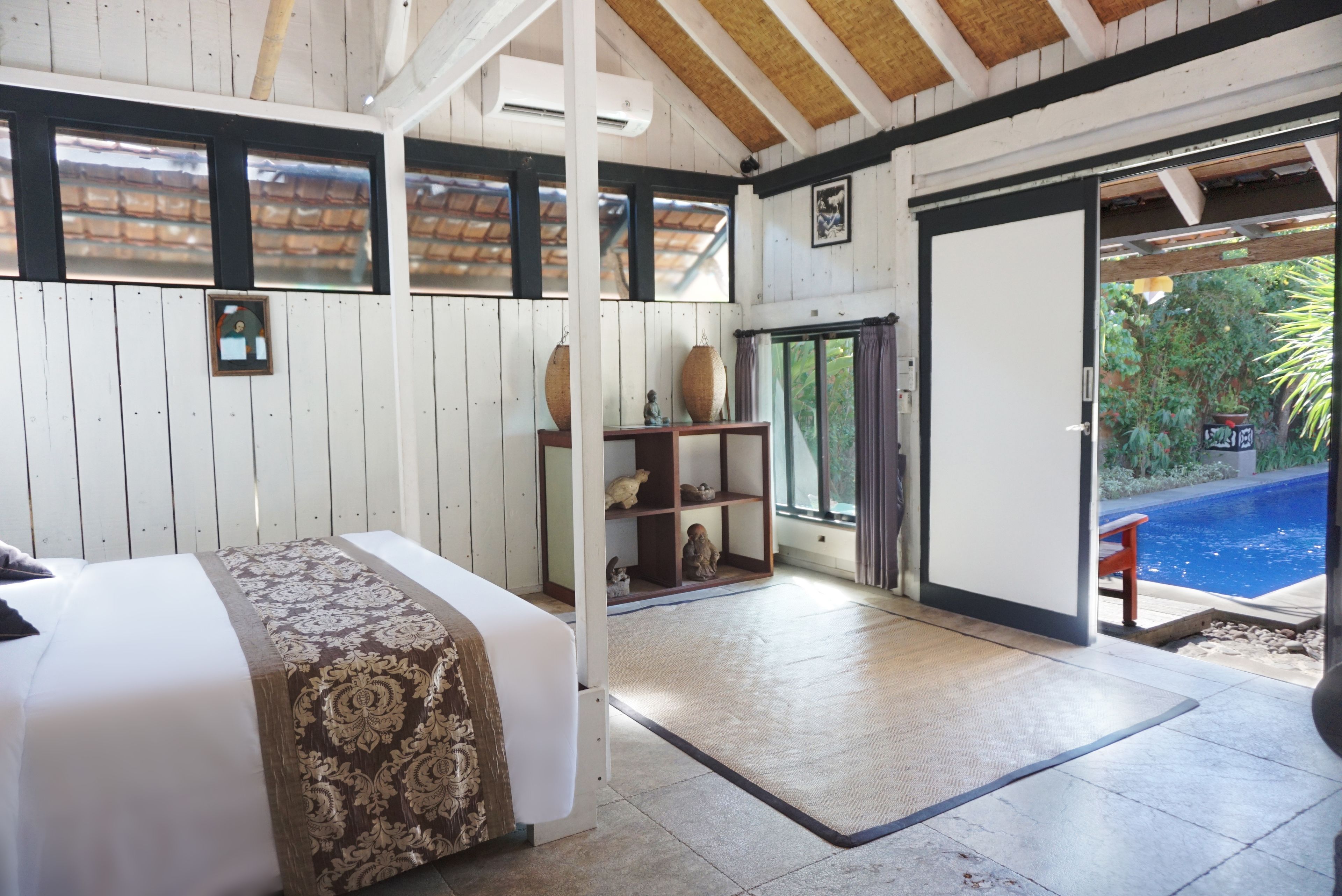 Amed Lodge