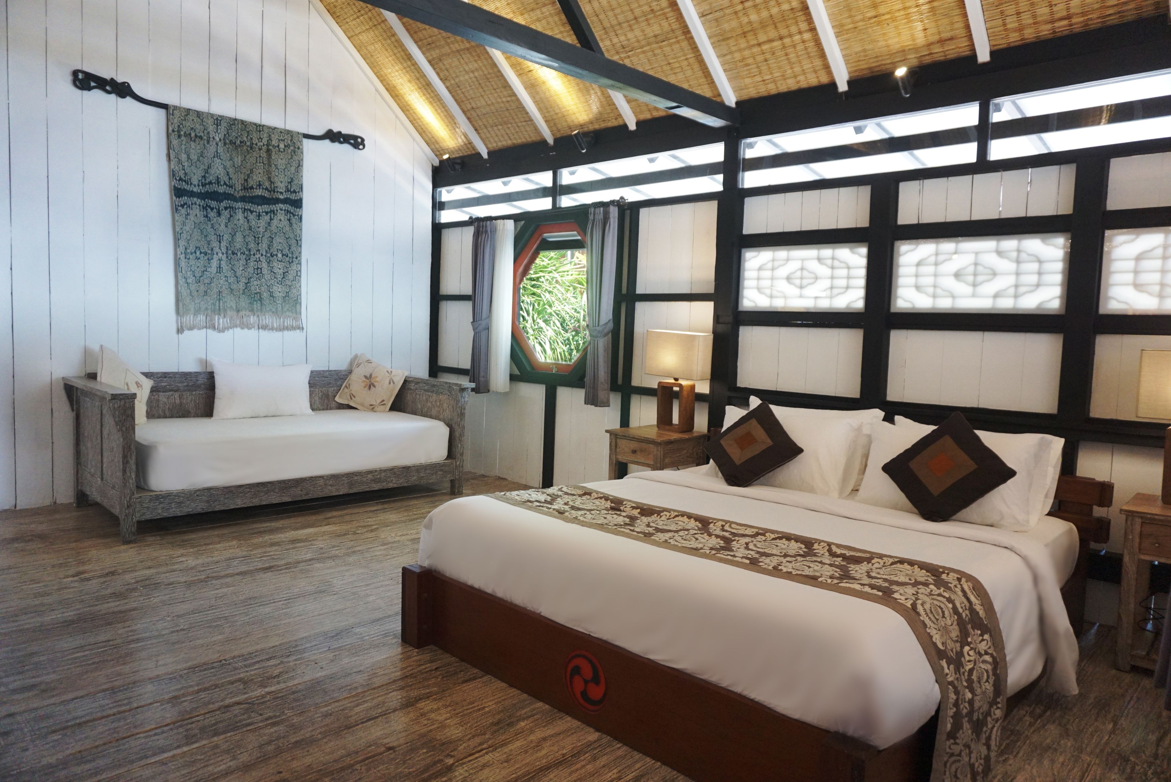 Amed Lodge