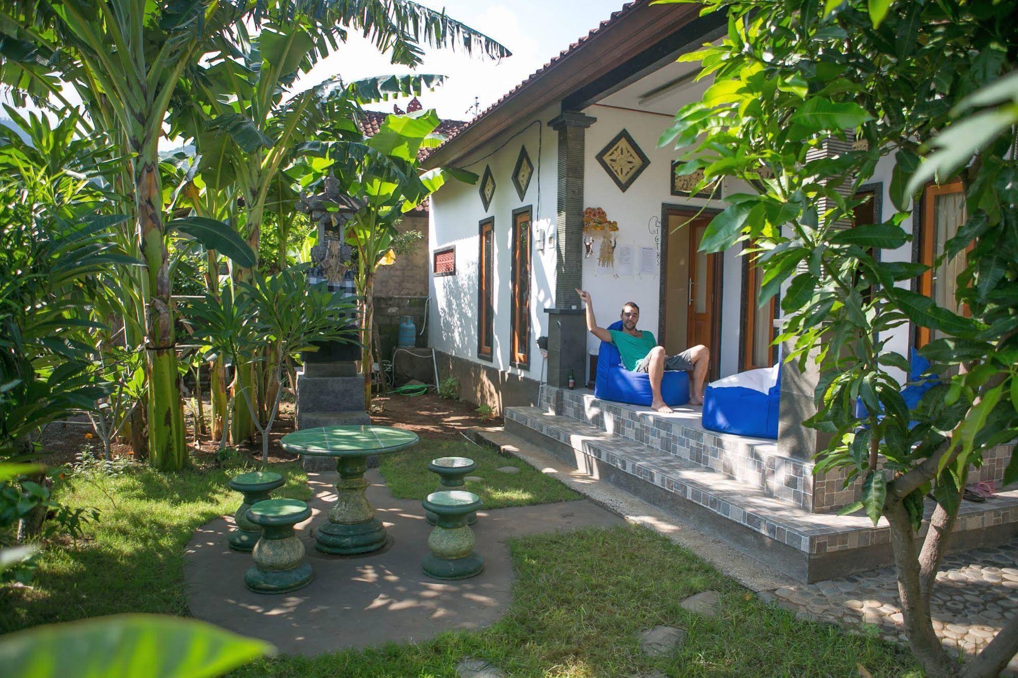 Bali Fab Dive Center - Hostel