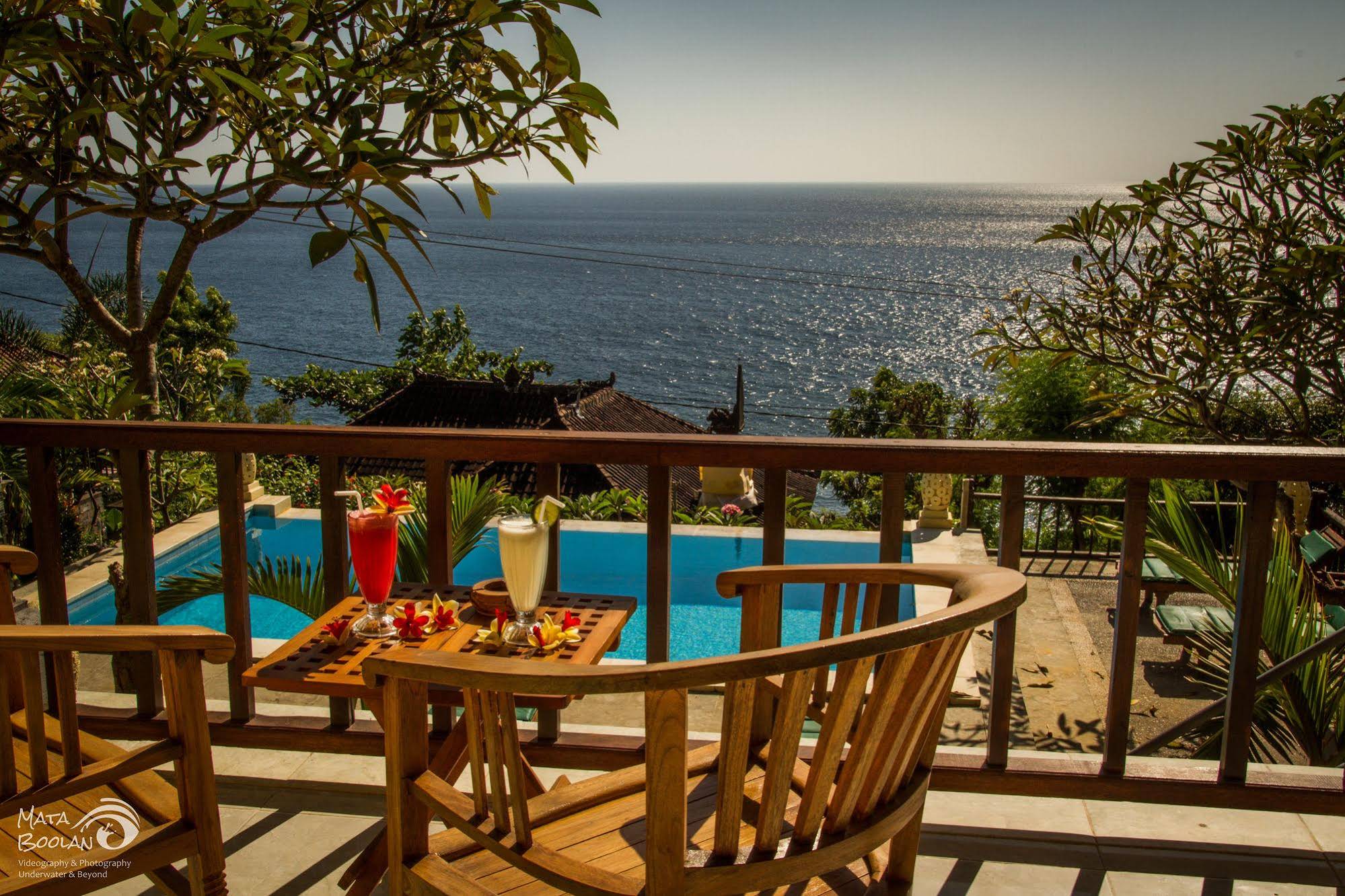 Beten Waru Bungalows & Restaurant