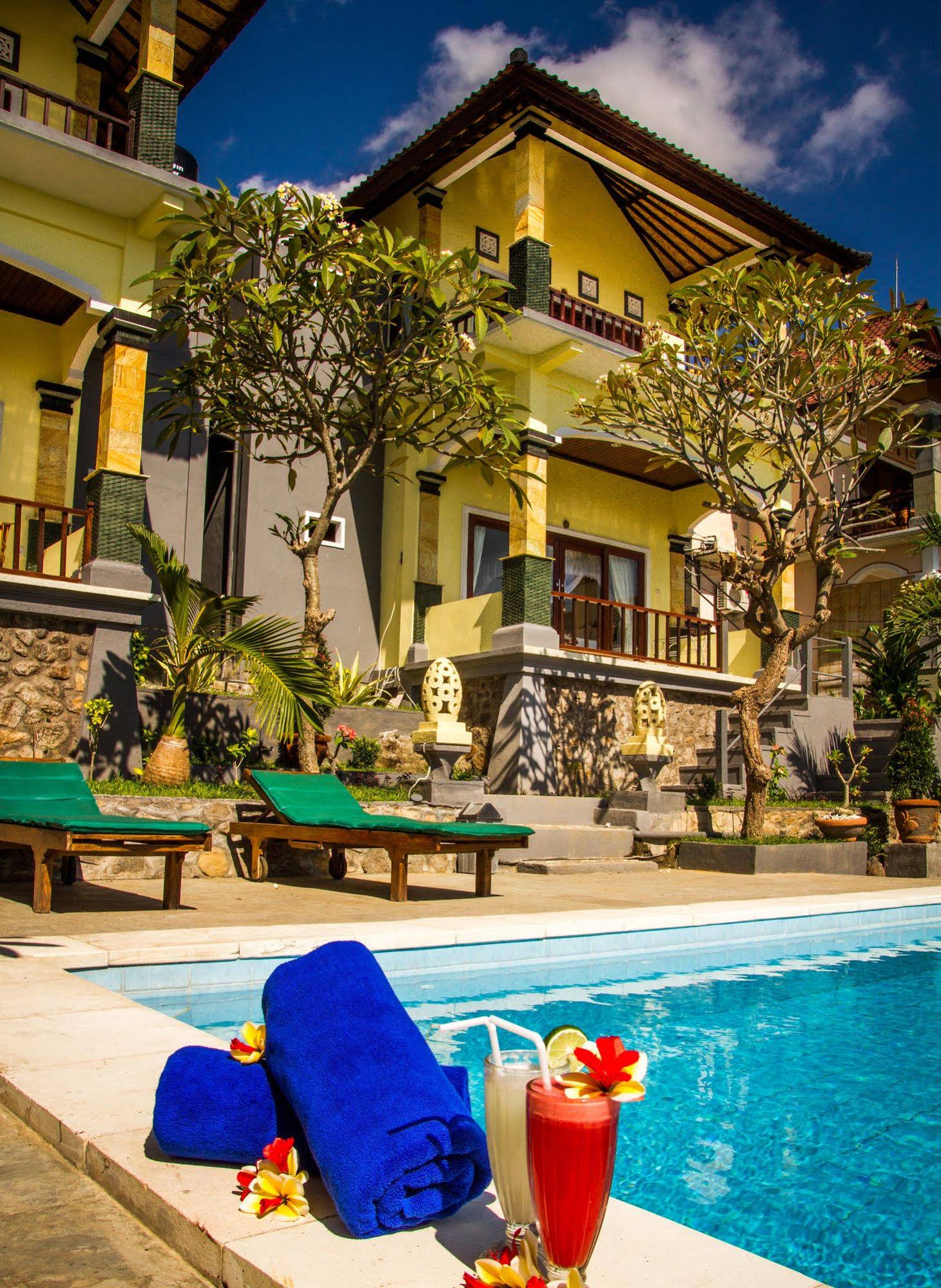 Beten Waru Bungalows & Restaurant