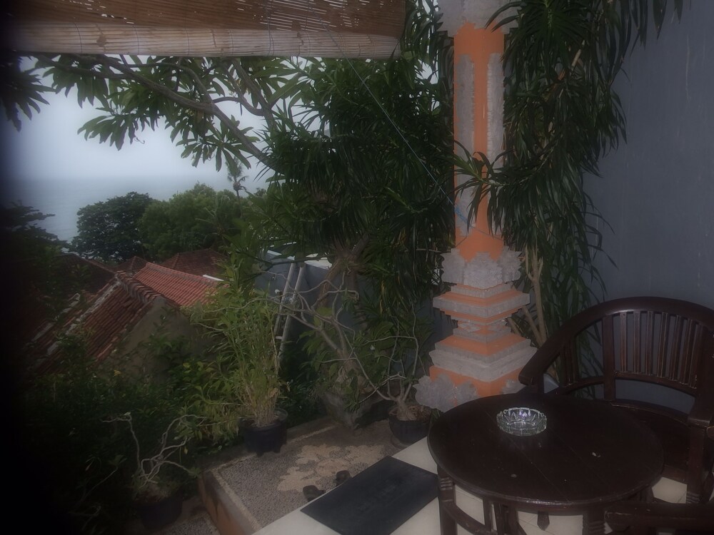 Bukit Indah Home Stay