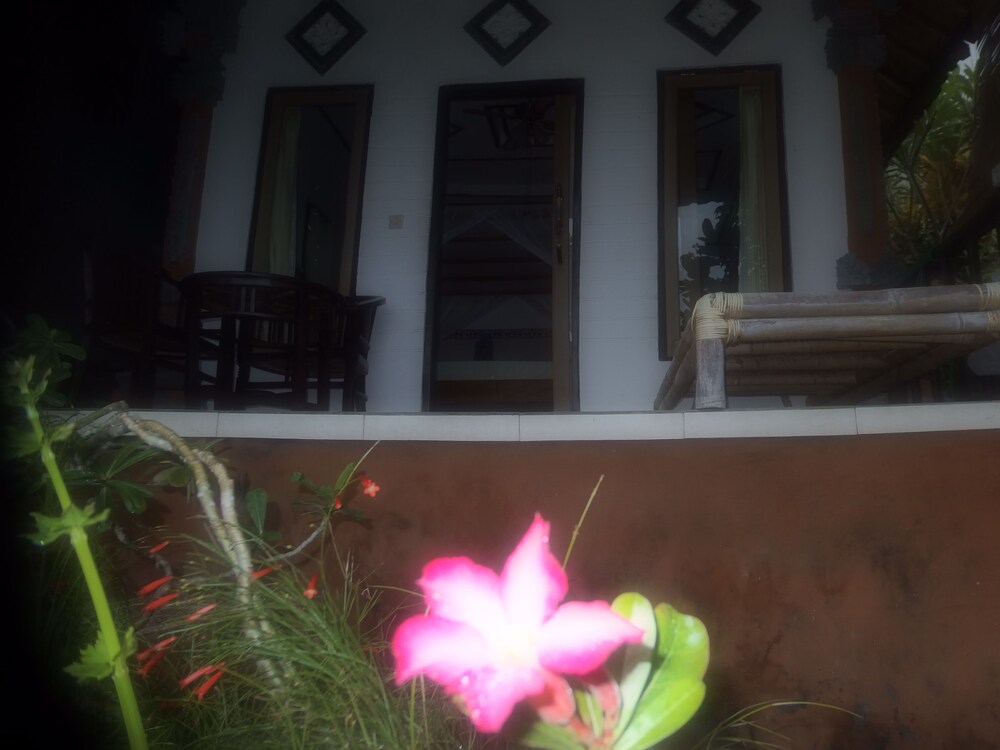 Bukit Indah Home Stay