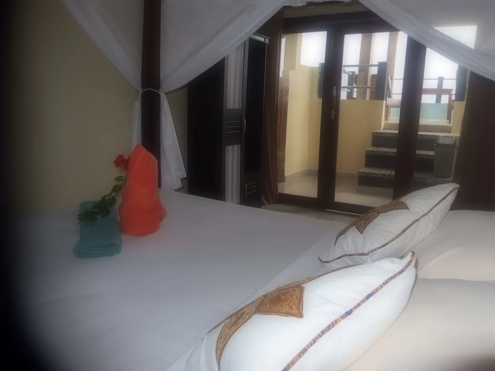 Bukit Indah Home Stay