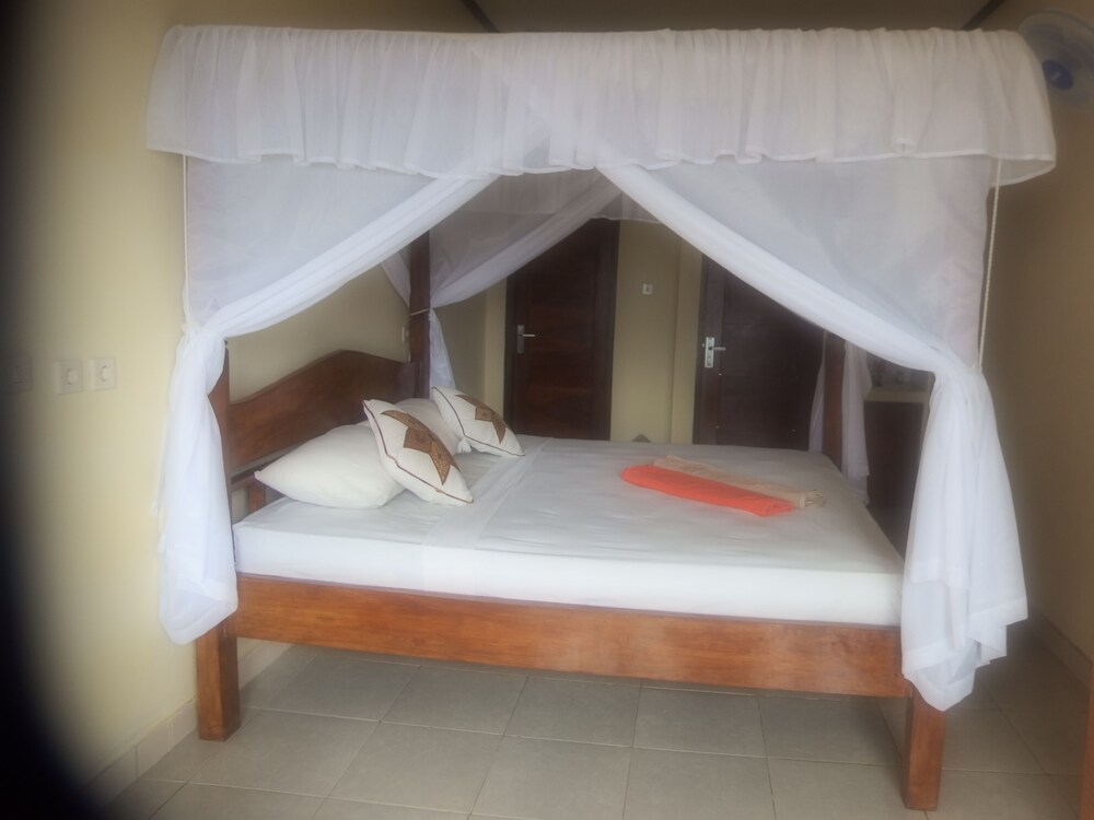 Bukit Indah Home Stay