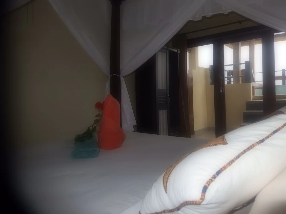Bukit Indah Home Stay