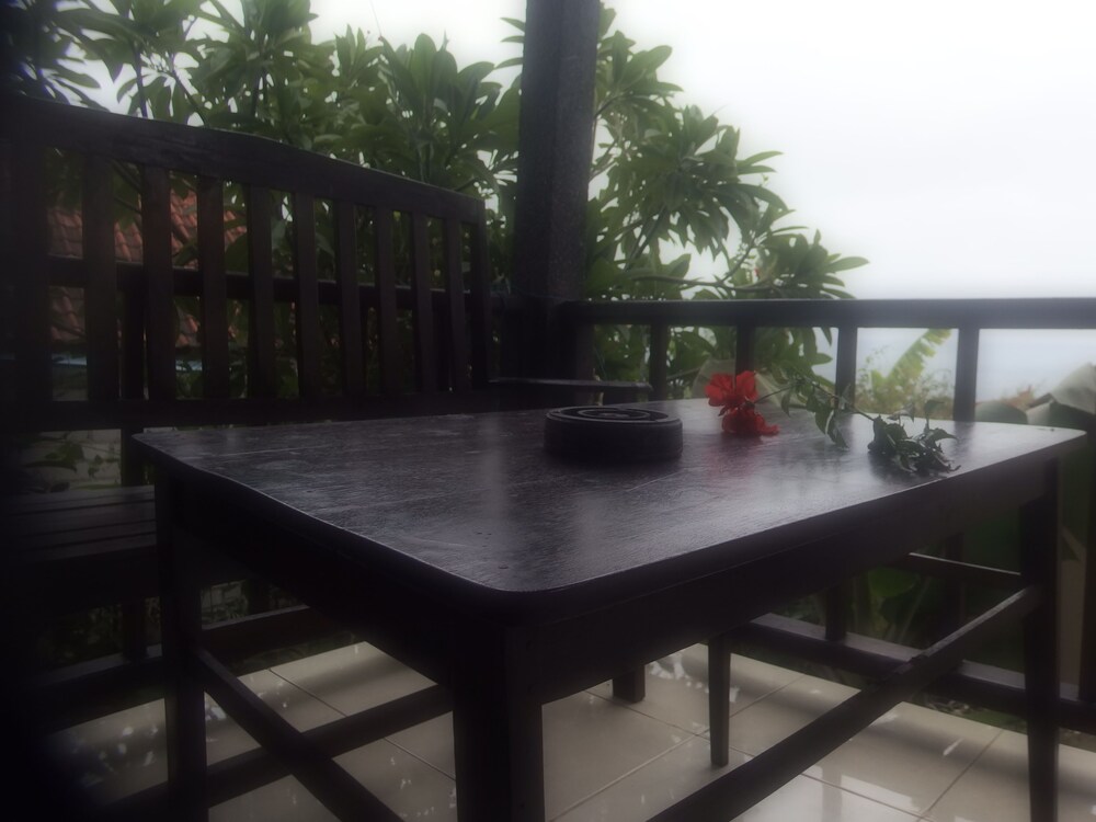 Bukit Indah Home Stay