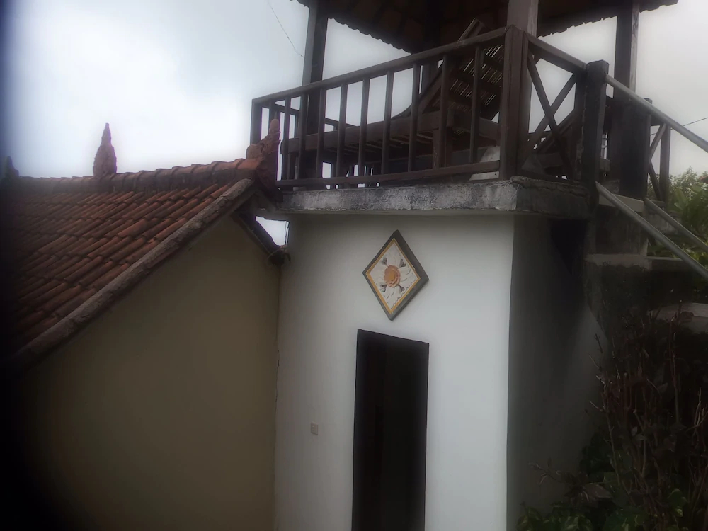 Bukit Indah Home Stay