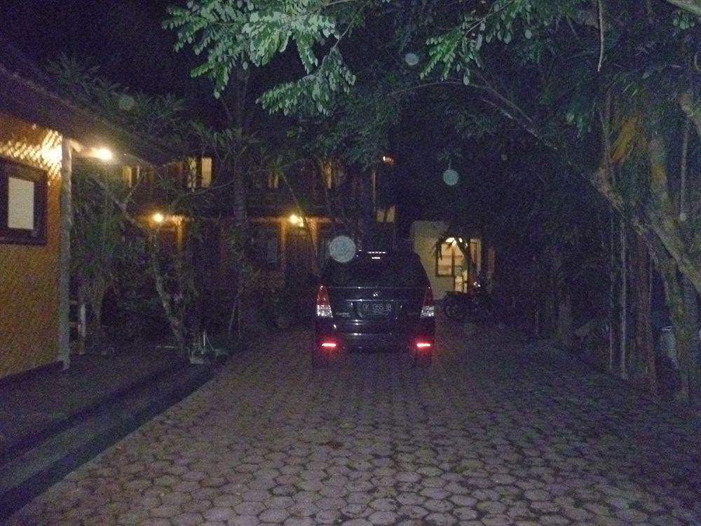 Kangkung Cottages
