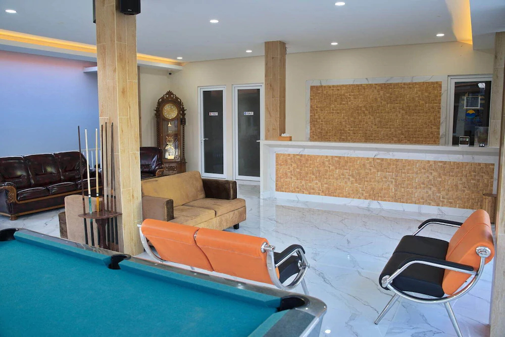 Seamount Hotel